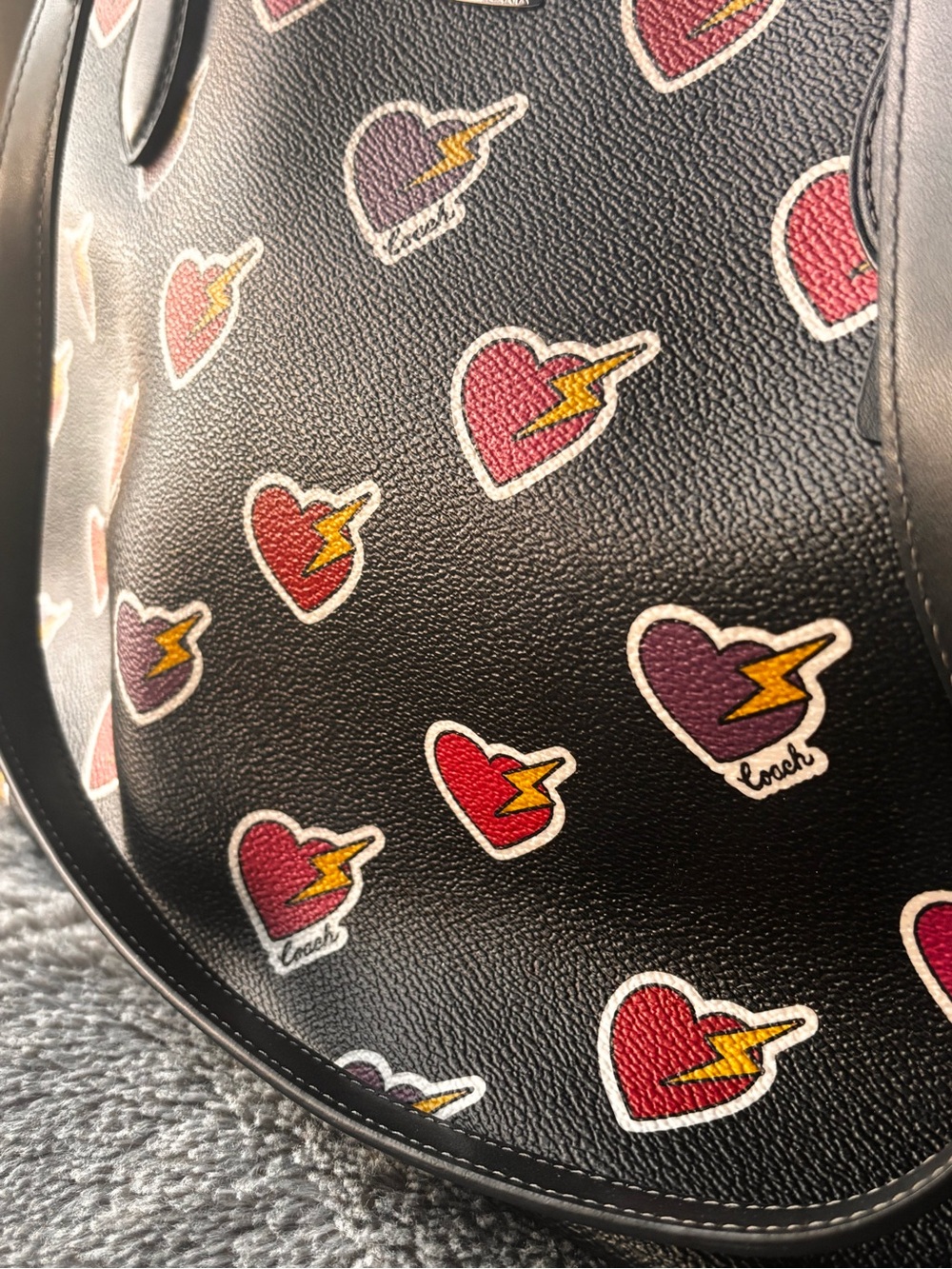 Coach Black Leather Gallery Tote with Red & Purple Heart Bolt Print - Picture 5 of 8